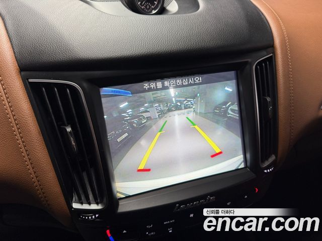 Maserati Levante 2017 — photo 13