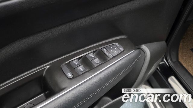 Renault Korea QM6 2023 — photo 30