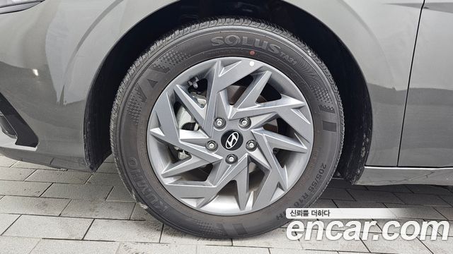 Hyundai AVANTE 2024 — photo 5