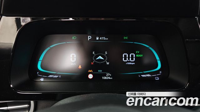 Hyundai AVANTE 2024 — photo 8
