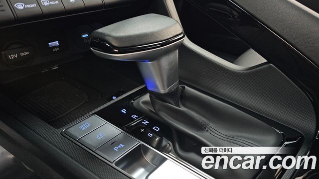 Hyundai AVANTE 2024 — photo 9