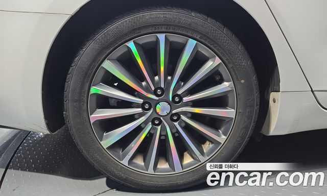 Kia K7 2019 — photo 5
