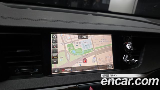 Kia K7 2019 — photo 21