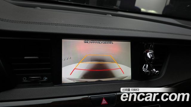 Kia K7 2019 — photo 22