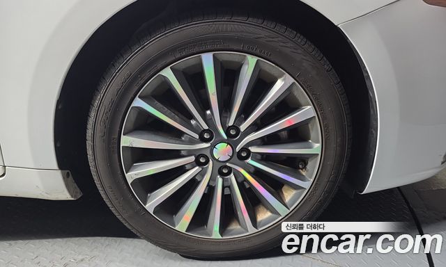 Kia K7 2019 — photo 7