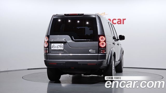 Land Rover Discovery 2015 — photo 4