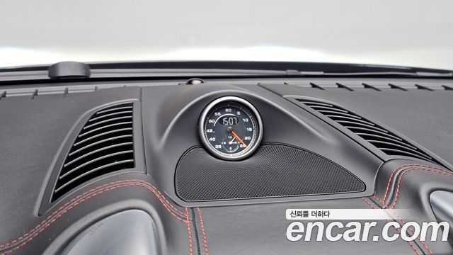 Porsche Cayenne 2018 — photo 23