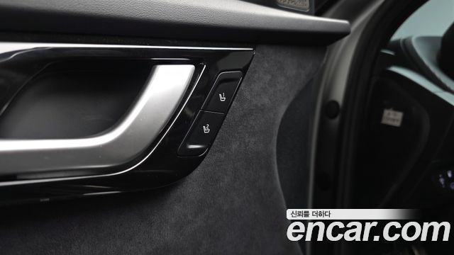 Kia EV6 2023 — photo 29