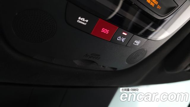 Kia EV6 2023 — photo 33