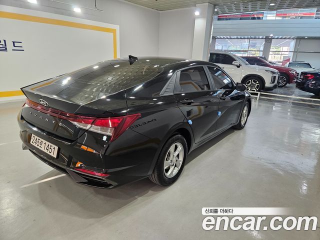 Hyundai AVANTE 2022 — photo 4