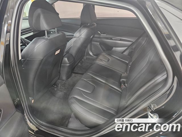 Hyundai AVANTE 2022 — photo 8