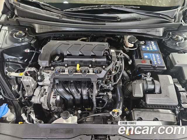 Hyundai AVANTE 2022 — photo 9
