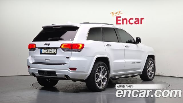Jeep Cherokee 2021 — photo 2