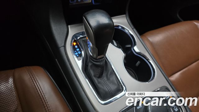 Jeep Cherokee 2021 — photo 9