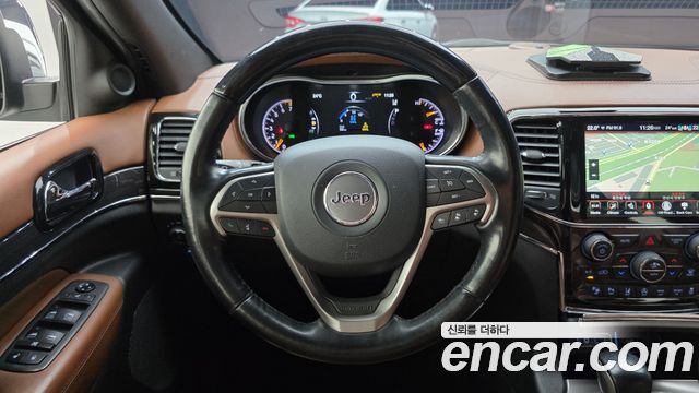 Jeep Cherokee 2021 — photo 12