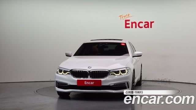 BMW 5-Series 2018 — photo 3