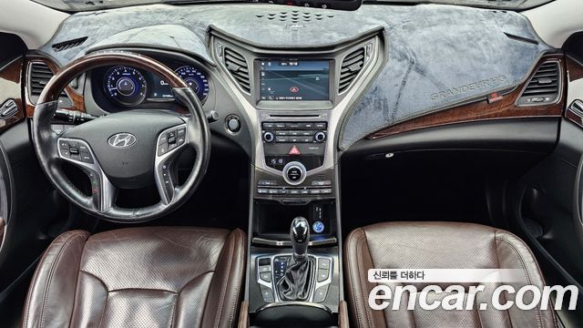 Hyundai Grandeur 2017 — photo 10
