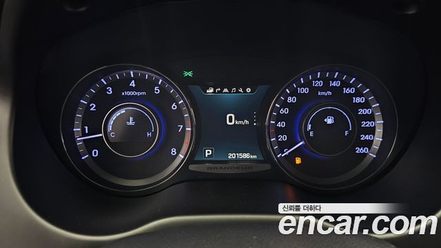 Hyundai Grandeur 2017 — photo 11