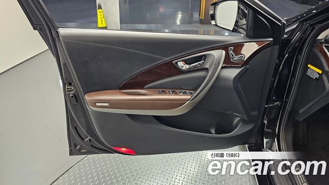 Hyundai Grandeur 2017 — photo 14