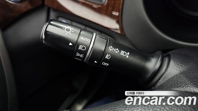 Hyundai Grandeur 2017 — photo 27