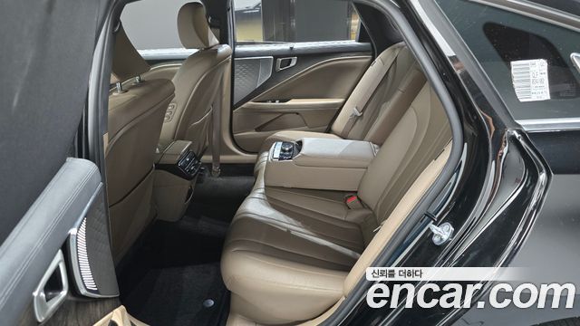 Kia K8 2023 — photo 18