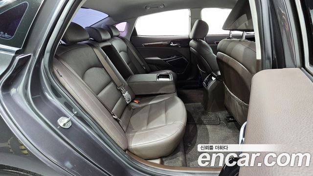 Kia K7 2017 — photo 12