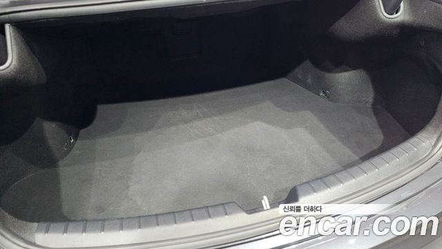 Kia K7 2017 — photo 19