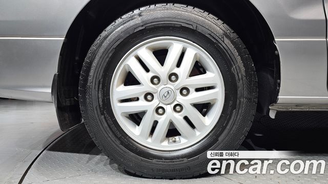 Hyundai Starex 2017 — photo 5