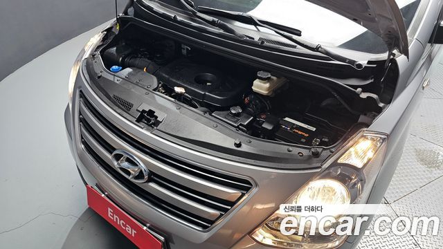 Hyundai Starex 2017 — photo 6