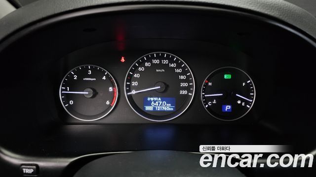 Hyundai Starex 2017 — photo 8