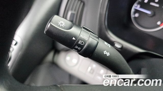 Hyundai Starex 2017 — photo 19