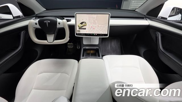 Tesla Model Y 2024 — photo 10