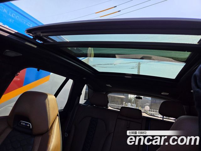 BMW X5M 2021 — photo 12