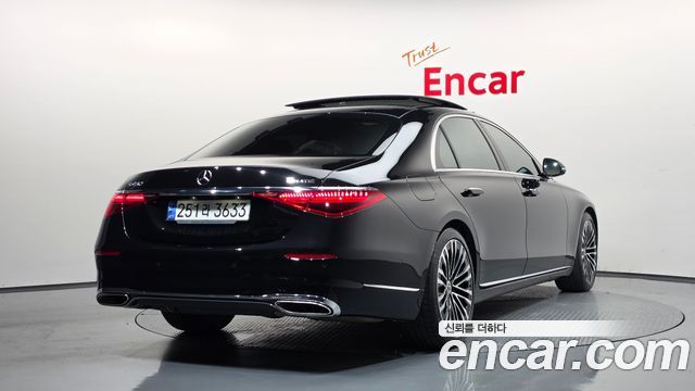 Mercedes-Benz S-Class 2022 — photo 2