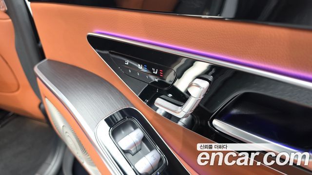 Mercedes-Benz S-Class 2022 — photo 26