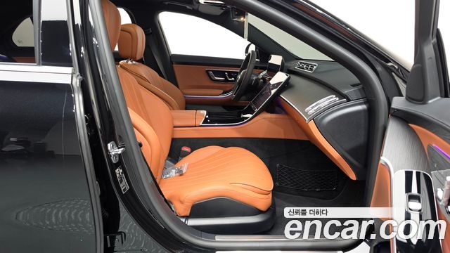 Mercedes-Benz S-Class 2022 — photo 16