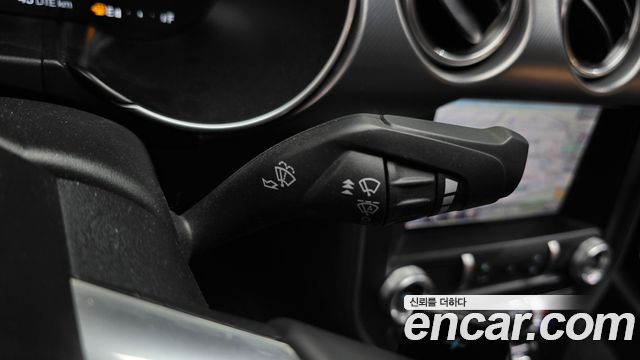 Ford Mustang 2021 — photo 29