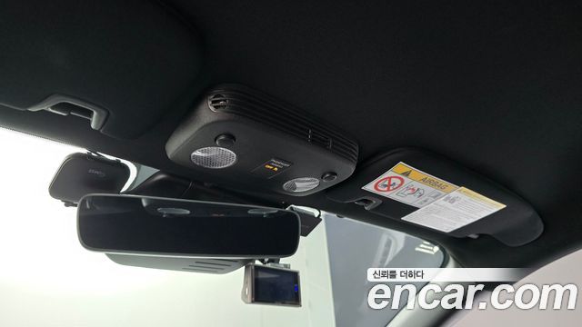 Ford Mustang 2021 — photo 32