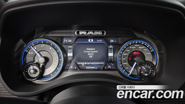 Dodge Ram Pick Up 2021 — photo 11
