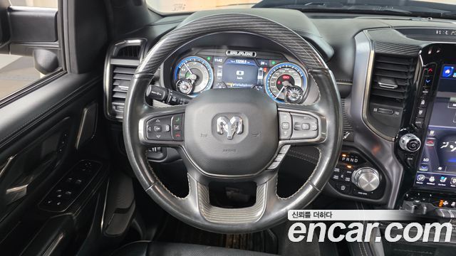 Dodge Ram Pick Up 2021 — photo 20
