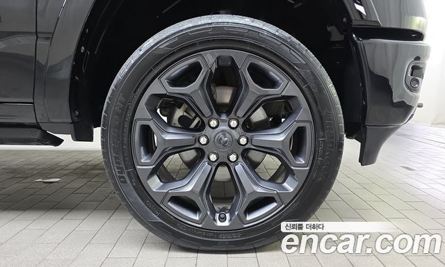 Dodge Ram Pick Up 2021 — photo 7