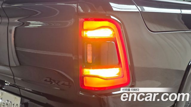 Dodge Ram Pick Up 2021 — photo 9