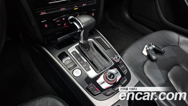 Audi A4 2014 — photo 12
