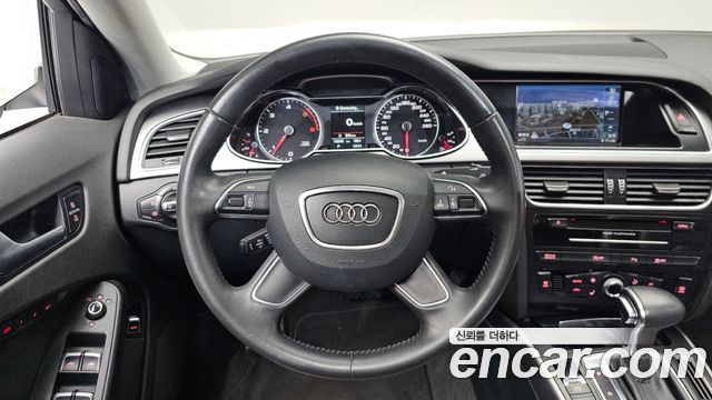 Audi A4 2014 — photo 19