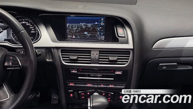 Audi A4 2014 — photo 23