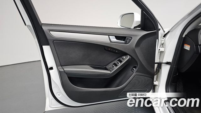 Audi A4 2014 — photo 14