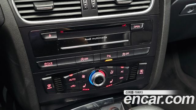 Audi A4 2014 — photo 27