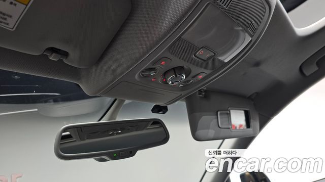 Audi A4 2014 — photo 29