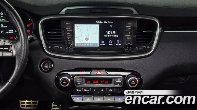 Kia Sorento 2020 — photo 23