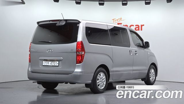 Hyundai Starex 2016 — photo 2